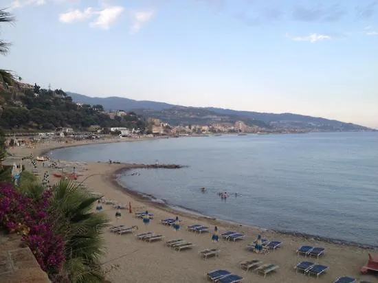 Apartament A Marina On Sanremo Seaside *